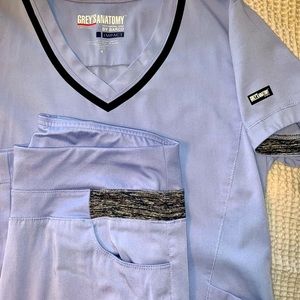 Lavender Grey’s Anatomy Scrub Set IMPACT By Barco - Size S 👚🩺💉